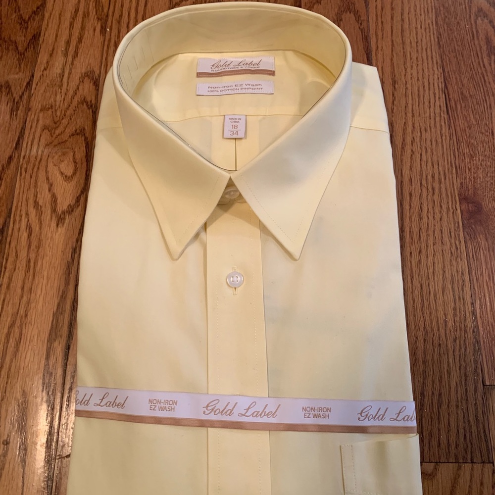Yellow button up Dress shirt nwt